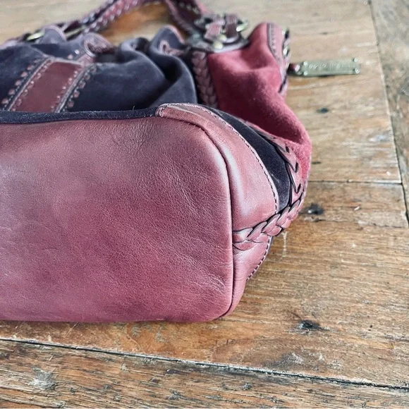 Lockheart Large Floral Suede Shoulder Bag - Picture 9 of 14